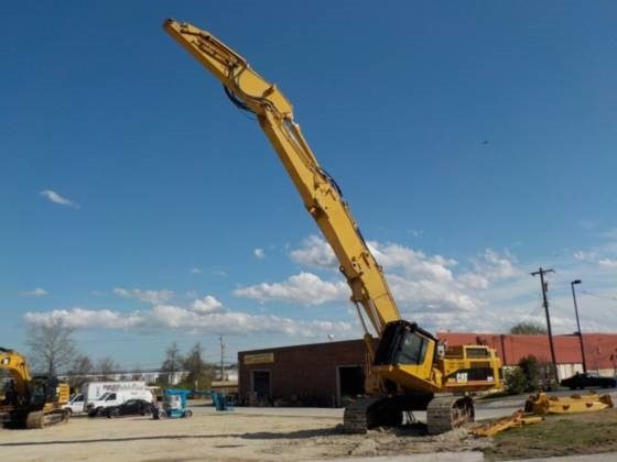 Image of Cat High Reach Excavator