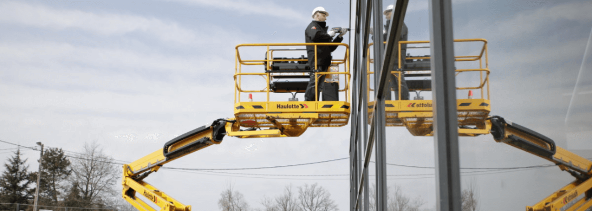 Choosing the Right Aerial Equipment for Holiday Decorating