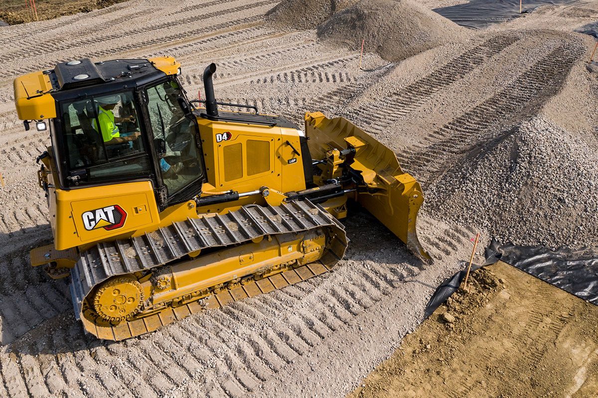 CAT DOZER